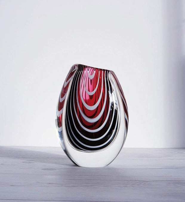 AnyesAttic Glass 1950s Vicke Lindstrand 'Zebra' series for Kosta, Modernist Red and White Stripe, Cased Glass Vase