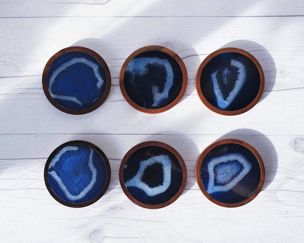 AnyesAttic Curio 1970s Brazilian Modern Set of 6 Blue Agate and Rosewood Drink / Cocktail Coasters with Caddy