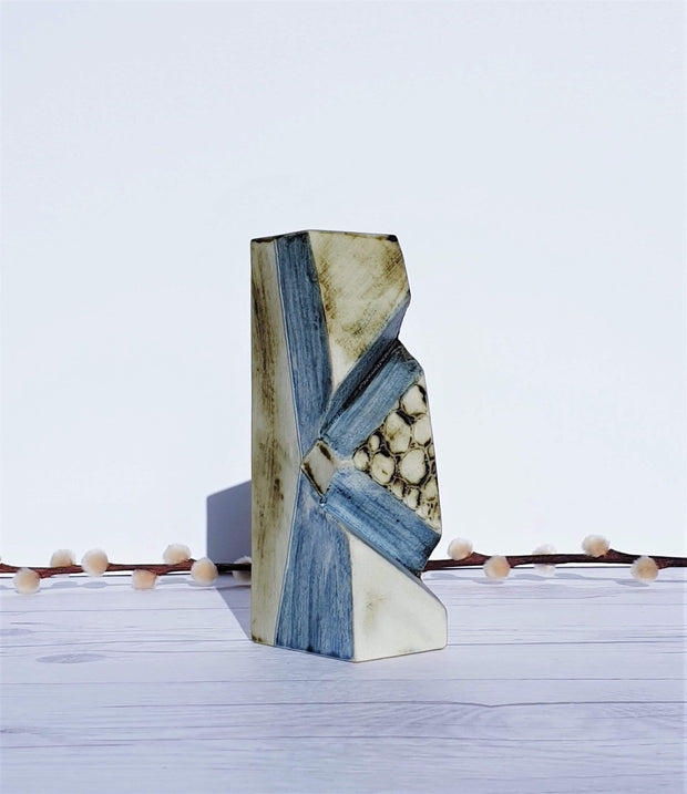 AnyesAttic Ceramic 1970s Carn Pottery by John Beusmans, W Series, Textured Cream and Blue Angular Cut Ceramic Vase