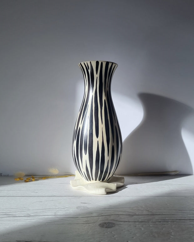 Beswick Pottery Ceramic Albert Hallam for Beswick, Zebrette Series Zebra Stripe Décor Mid Century Modernist Vase, 1950s