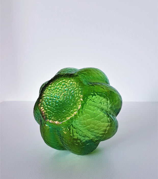 Kralik Glass Glass Antique / Vintage 1910s-30s Kralik Art Nouveau Iridescent Emerald Green Martelé Decor Art Glass Vase