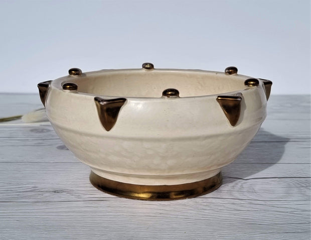 Crown Ducal Ceramic Charlotte Rhead for Crown Ducal, Art Deco Tube-Lined Polka Dot Planter Dish  | British, 1930s