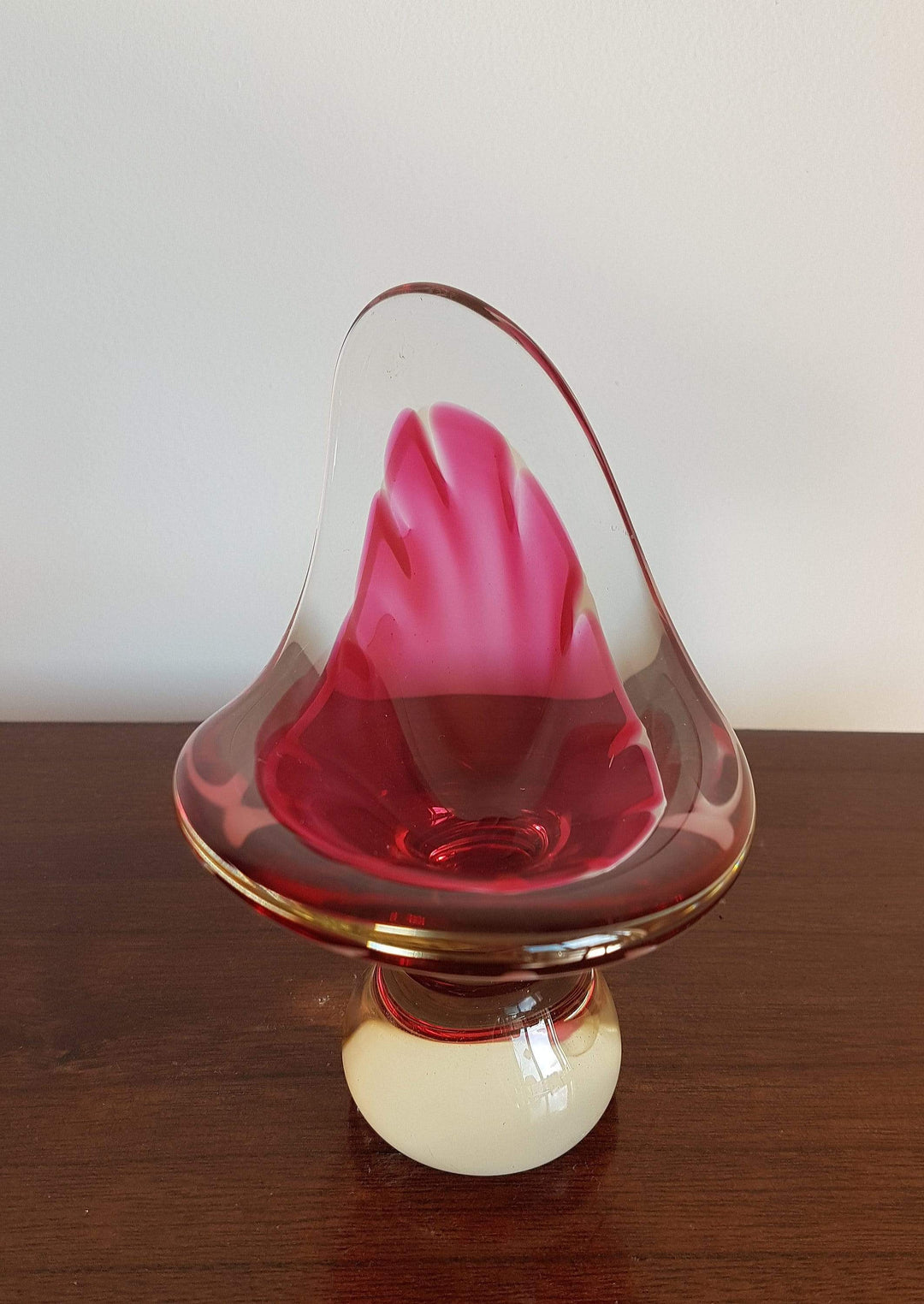 Collectors: 1954 Swedish Flygsfors Coquille Shell Series by Paul