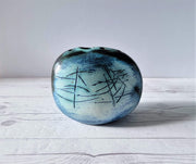 Studio Pottery Ceramic Cornish Studio Pottery, Tremaen, Tremar att. Modernist Pebble / Moon Vase, 1970s-80s, British