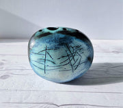 Studio Pottery Ceramic Cornish Studio Pottery, Tremaen, Tremar att. Modernist Pebble / Moon Vase, 1970s-80s, British