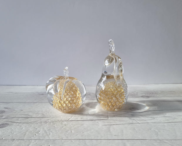 FM Konstglas Glass Fare Marcolin for FM Konstglas, 24k Gold Bullicante Art Crystal Apple and Pear, Sweden, 1960s