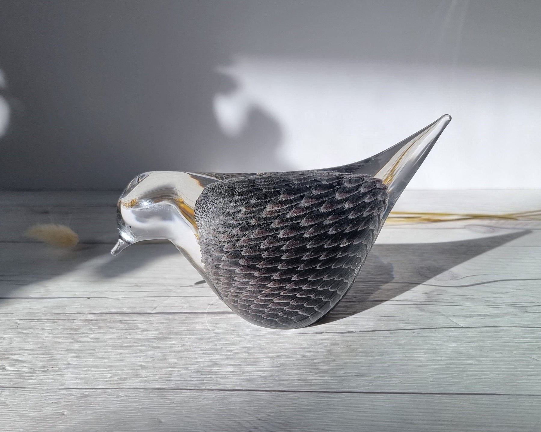 Fare Marcolin for FM Konstglas, Overlapping Feather Sfumato Art
