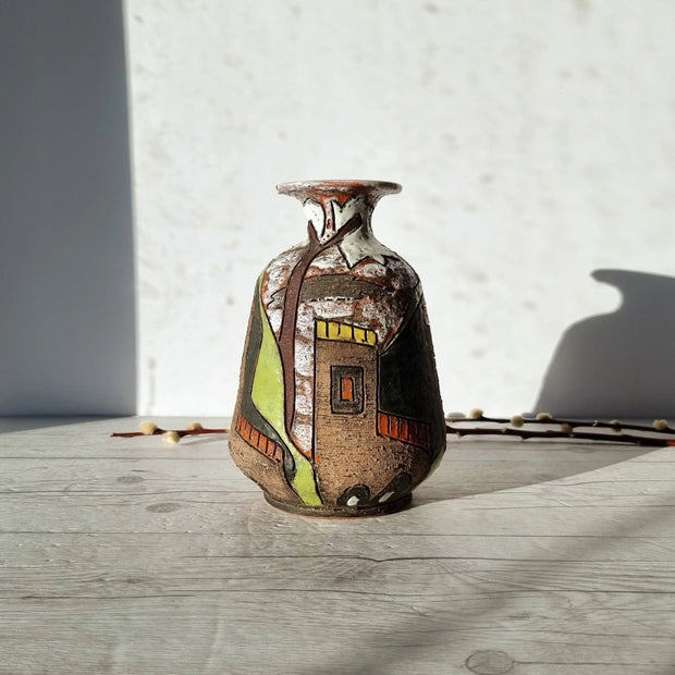 Upsala Ekeby Ceramic Fratelli Fanciullacci, Stylised Town Series, Sgraffito on Clay, Gloss and Lava Glaze Décor Vase