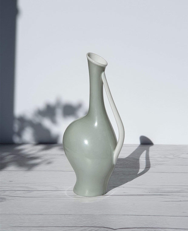 AnyesAttic Porcelain Fritz Heidenreich for Rosenthal, 1950s 'Pregnant Luise' in Grey and White, Modernist Orchid Vase