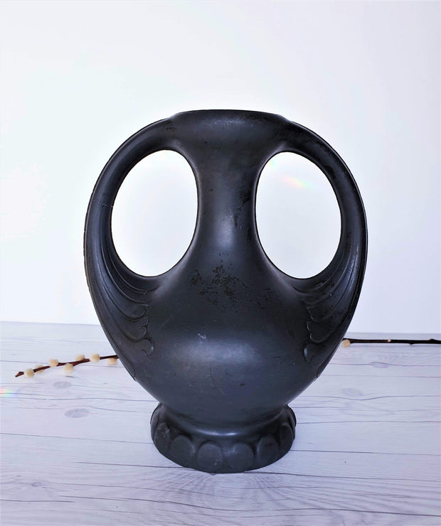 AnyesAttic Curio 1910s -30s Henker & Co. Art Nouveau Double-Handled Lavanite 'Anthracite' Stone Sculpted Vase