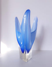 Hineri Iwatsu Glass 1960s Japanese Hineri Iwatsu Blue and White Cased Glass, Sculpted 3 Lobed 'Fazzoletto' Vase