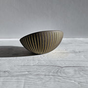 Upsala Ekeby Ceramic Hjordis Oldfors for Upsala Ekeby, 1954 'Kokos' (Coconut) Series, Modernist Sculptural Sgraffito Dish