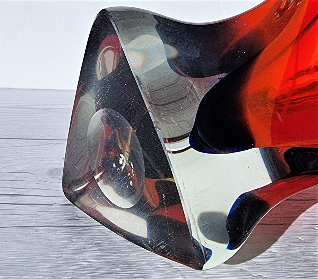 Iwatsu Hineri Glassworks, Sculpted Scarlet, Indigo and