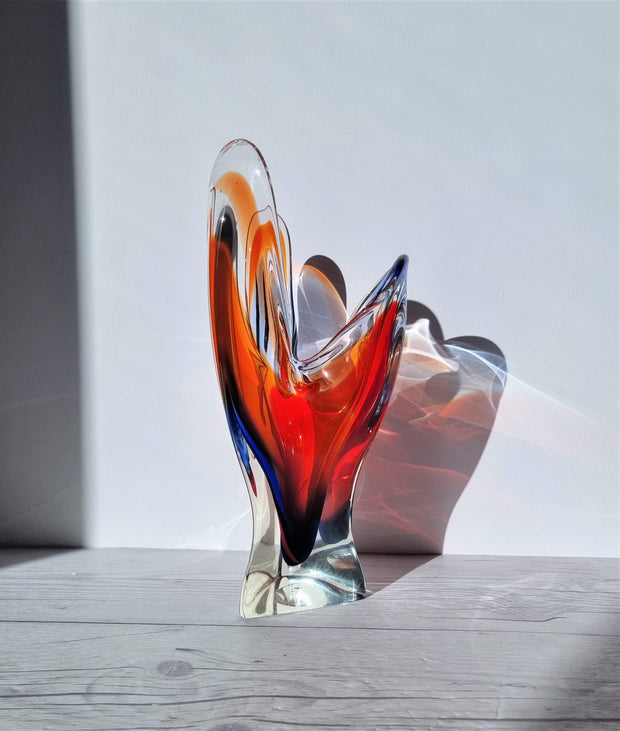 Hineri Iwatsu Glass Iwatsu Hineri Glassworks, Sculpted Apricot, Scarlet and Violet Stripe 3 Lobed Vase,1960s-70s