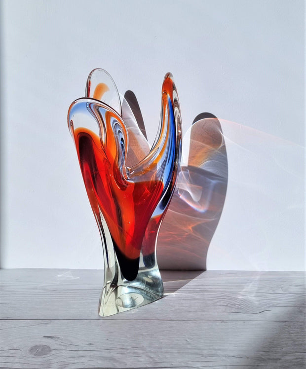 Hineri Iwatsu Glass Iwatsu Hineri Glassworks, Sculpted Apricot, Scarlet and Violet Stripe 3 Lobed Vase,1960s-70s