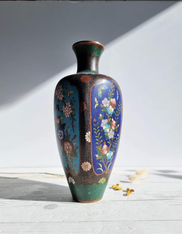 Asian Art Metals Japanese, Takahara Komajiro Cloisonne 4 Panel Vase, Kyoto-Jippo ware, Late Meiji Era, Antique