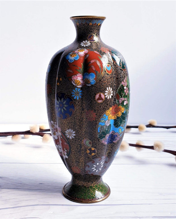 AnyesAttic Metals Japanese, Takahara Komajiro Cloisonne 8 Lobed Vase, Kyoto-Jippo ware, Late Meiji Era, Antique