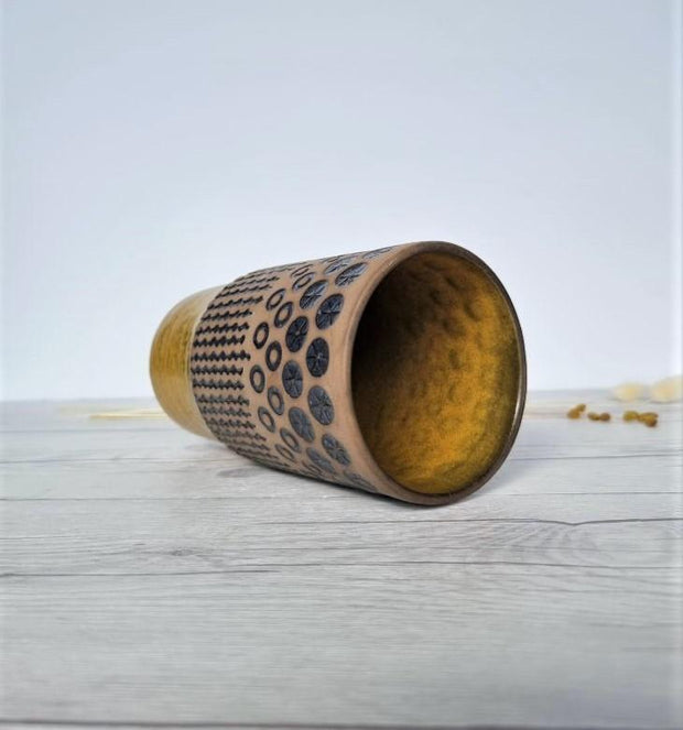 Upsala Ekeby Ceramic Mari Simmulson for Upsala Ekeby, 1966 Peru Series, 6073m Chartreuse and Taupe Textured Vase