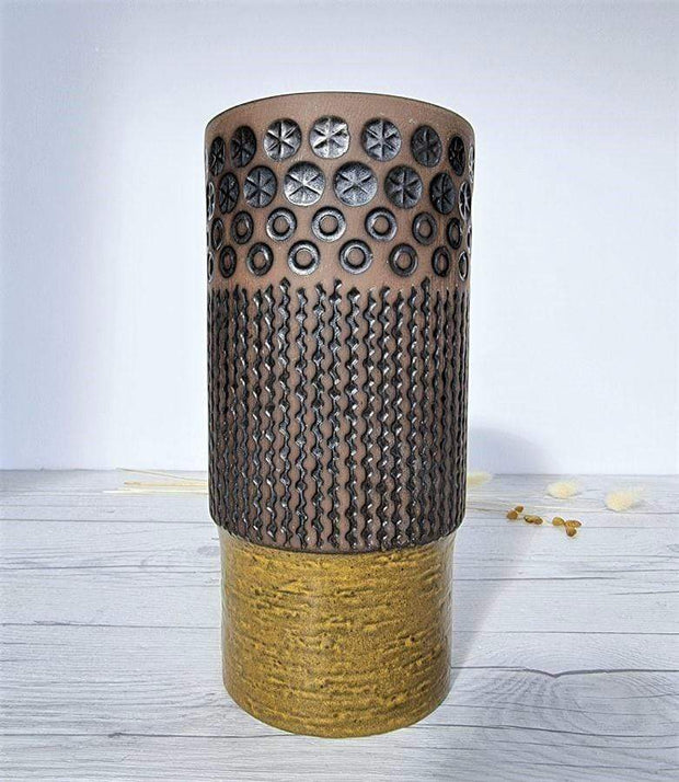 Upsala Ekeby Ceramic Mari Simmulson for Upsala Ekeby, 1966 Peru Series, 6074m Chartreuse and Taupe Textured Vase