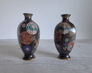 Asian Art Metals Pair of Takahara Komajiro Cloisonne Faceted Bud Vases, Kyoto-Jippo ware, Late Meiji Era, Japanese