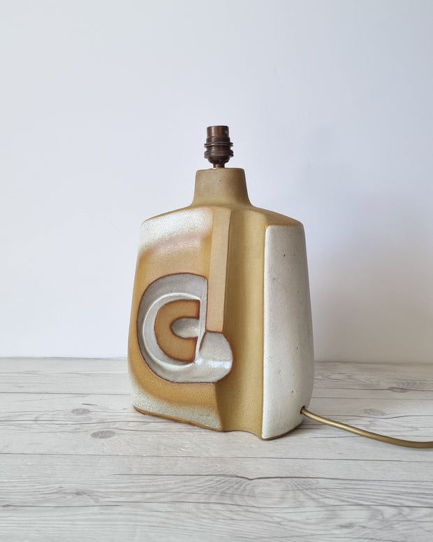 Tremaen Ceramic Peter Ellery for Tremaen Studio, Zennor Series Sculptural Modernist Ceramic Lamp Base, 1970s, British