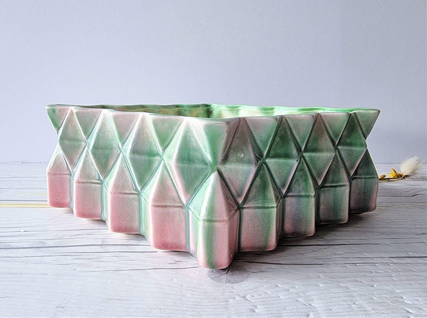 Sylvac Pottery Ceramic SylvaC Mid Century Modernist Pink and Green 3D Crystal Cluster Diamond Planter, British, 1940s-50s