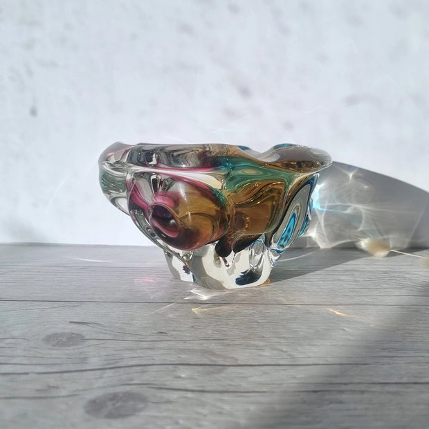 Narumi Glass Glass Sanyu Glassworks Narumi Fantasy Series Rainbow Sommerso Abstract Tricorn Swirl Dish, 1960s-70s