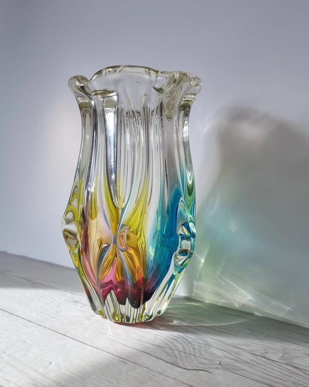 Narumi Glass Glass Sanyu Glassworks Narumi Fantasy Series Rainbow Sommerso Gathered Pleats Statement Vase, 60s-70s