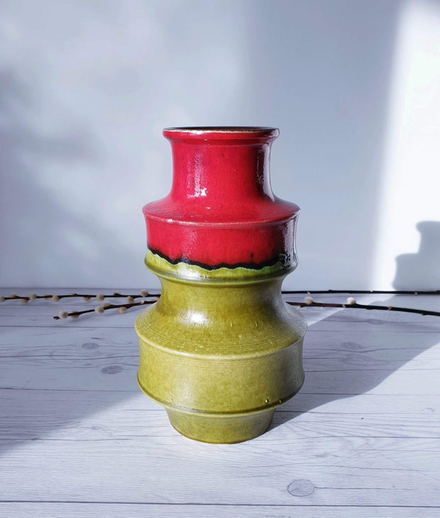 AnyesAttic Ceramic Scheurich 'Pagoda' Raspberry Red and Deep Chartreuse Green Pop Art Ceramic Vase, 1970s, West German