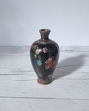 Asian Art Metals Takahara Komajiro Cloisonne 6 Lobed Vase, Kyoto-Jippo ware, Late Meiji Era, Japanese, Antique