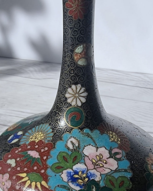 Asian Art Metals Takahara Komajiro Cloisonne Bud Vase, Kyoto-Jippo ware, Late Meiji Era, Japanese, Antique