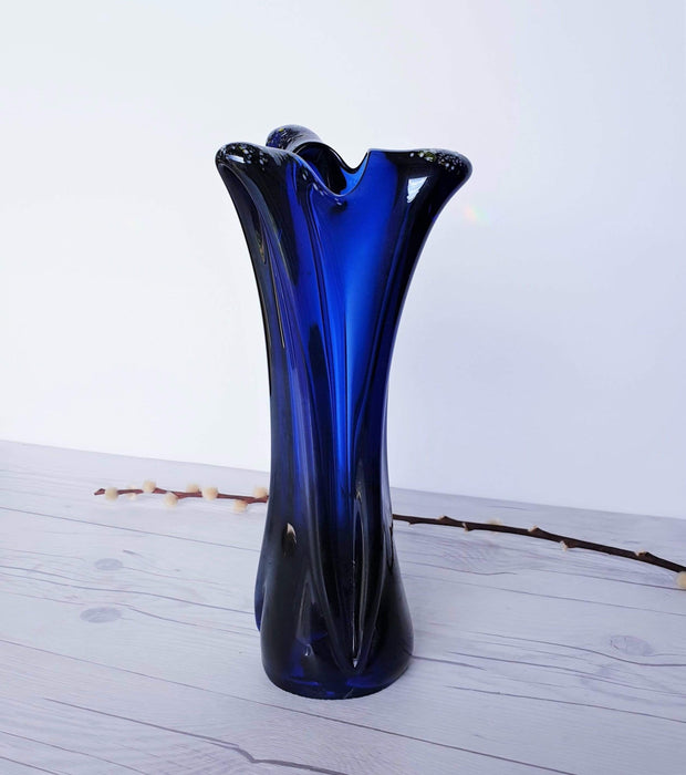AnyesAttic Glass Vintage Contemporary Iridescent Cobalt Blue with Confetti Frit Decor Tricorn Studio Art Glass Vase