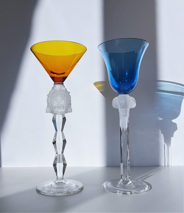 AnyesAttic Glass Vintage Pair of Crystal 'Vega Martini' Style Glasses with Satined Lion and Rams Head Decor Art Glass