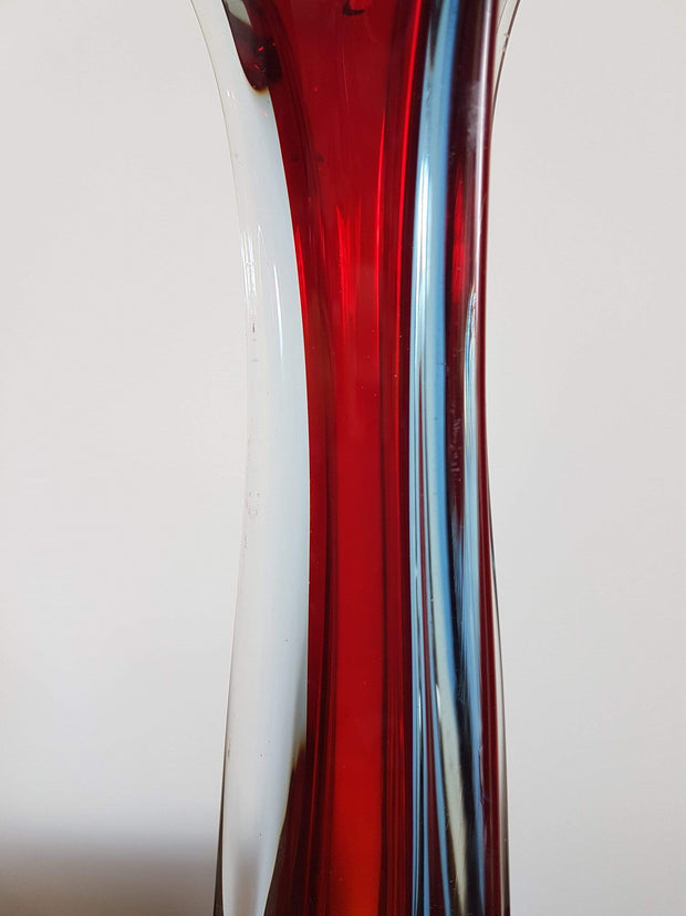 Murano Glass 1970s Italian Murano Sommerso att. to Flavio Poli Red, Blue, Amber Art Glass Pulled 3 Lobed Vase