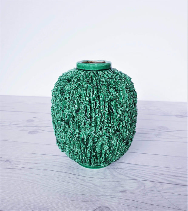 AnyesAttic Ceramic 1943 - 50 Swedish Rorstrand, Gunnar Nylund 'Hedgehog' Emerald Green Chamotte Sculpted Stoneware Vase