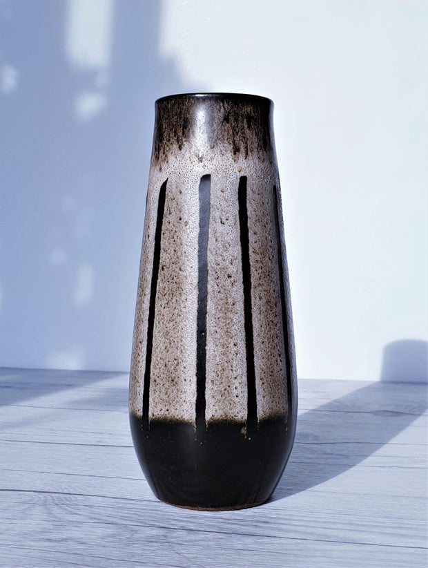 AnyesAttic Ceramic 1960s West German Pottery ‘Tiramisu’ Matte Foam Lava with Espresso Brown Detail Ceramic Vase