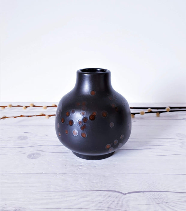 AnyesAttic Ceramic 1970s Karlsruhe by Friedgard Glatzle, Modernist Vase 9004, Gloss Walnut Burr Spot on Matte Black