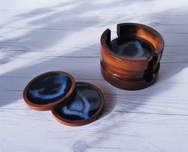AnyesAttic Curio 1970s Brazilian Modern Set of 6 Blue Agate and Rosewood Drink / Cocktail Coasters with Caddy