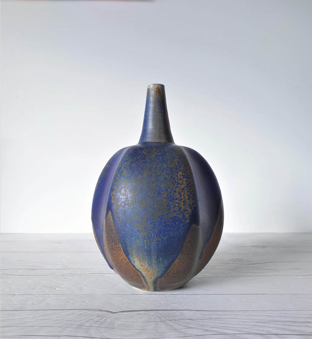 AnyesAttic Porcelain Reiner Gehrig, Grünstadt Studio, Matte Cedar, Sand and Blue Running Glaze Bottle Vase | 1970s
