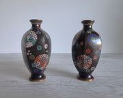 Asian Art Metals Pair of Takahara Komajiro Cloisonne Faceted Bud Vases, Kyoto-Jippo ware, Late Meiji Era, Japanese