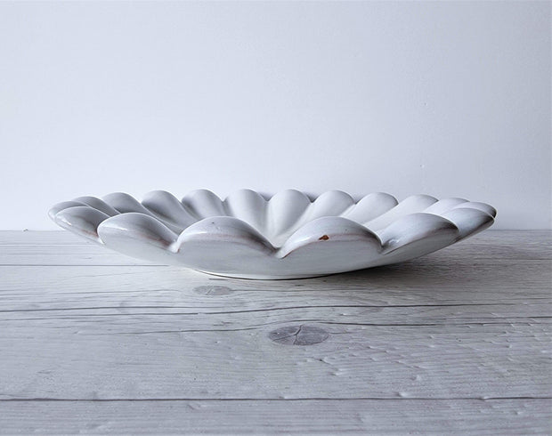 Upsala Ekeby Ceramic Anna Lisa Thomson for Upsala Ekeby, Milk White Tactile Raised Segment Dish, 1940s-50s, Rare