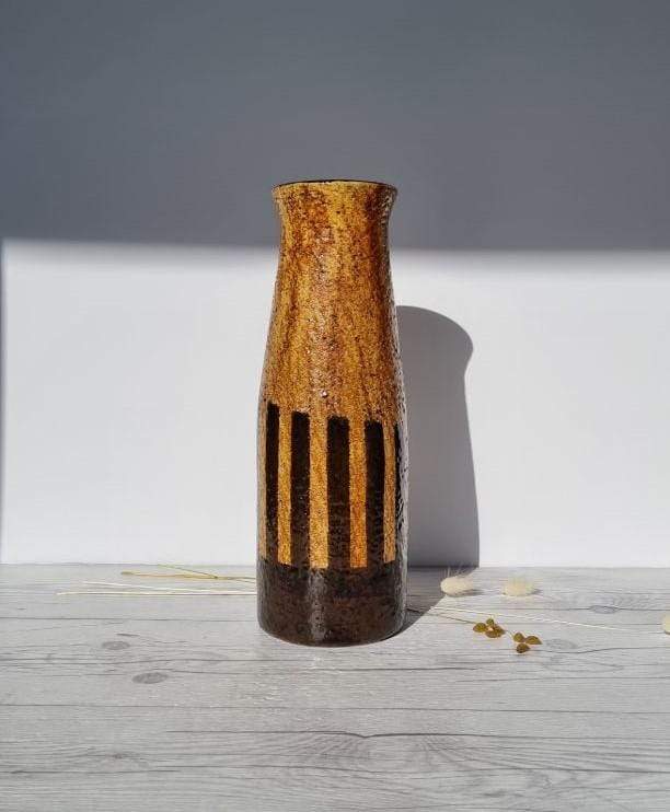 Upsala Ekeby Ceramic Mari Simmulson for Upsala Ekeby, 1960 Eritrea Series, Burnt Sugar and Caramel Palette Modernist Vase