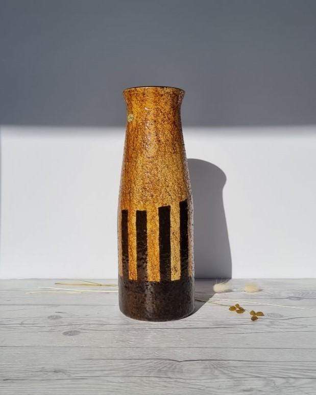 Upsala Ekeby Ceramic Mari Simmulson for Upsala Ekeby, 1960 Eritrea Series, Burnt Sugar and Caramel Palette Modernist Vase