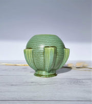 Wadeheath Ceramics Ceramic Flaxman Ware by Wadeheath Lime, Mint and Demerara Sugar Palette Art Deco Ball Vase, 1930s, Rare Form